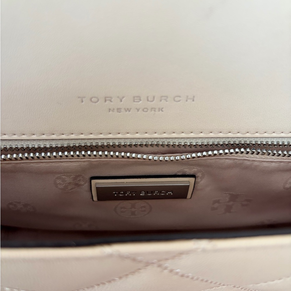 Tory Burch Beige Quilted Leather Chain Crossbody Shoulder Bag - Picture 10 of 14